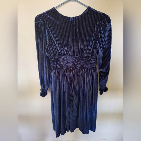 Navy Ribbed Velvet Babydoll - Picture 5 of 7